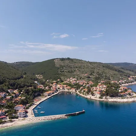 Appartement 2 Bedroom Stunning Apartment In Prigradica