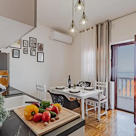 Apartment 2 Bedroom In *